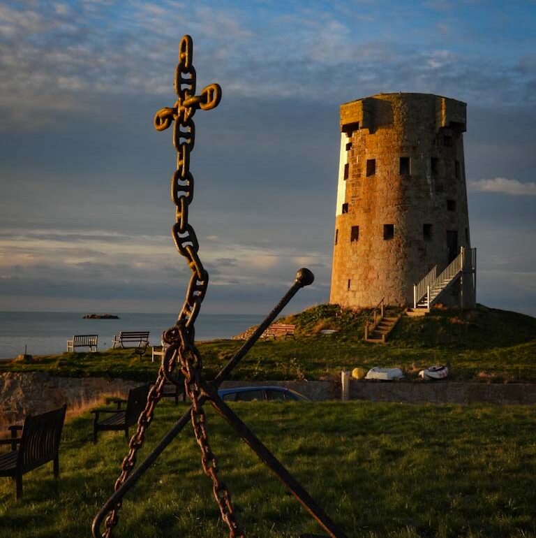 Le Hocq Cross